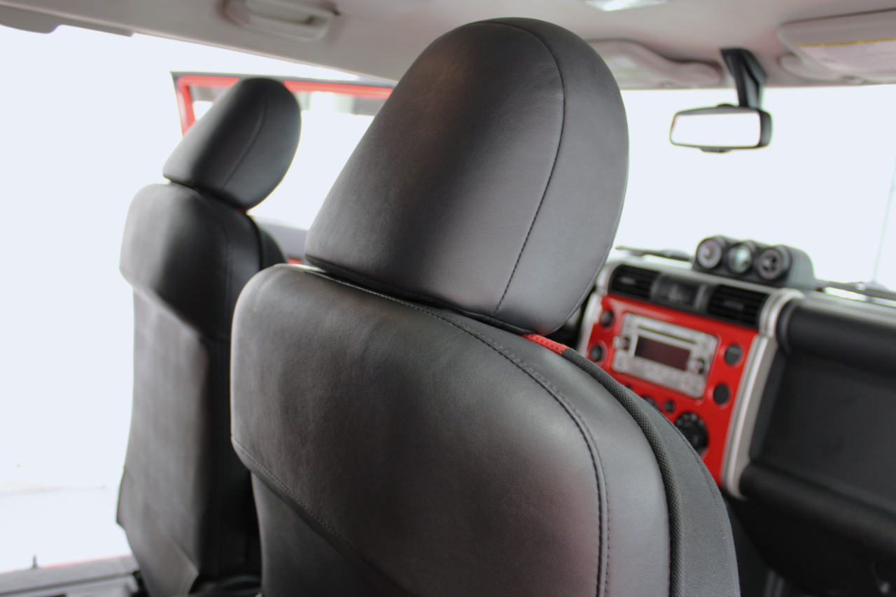 Toyota FJ Cruiser 4WD 4dr Auto (Natl) 2012