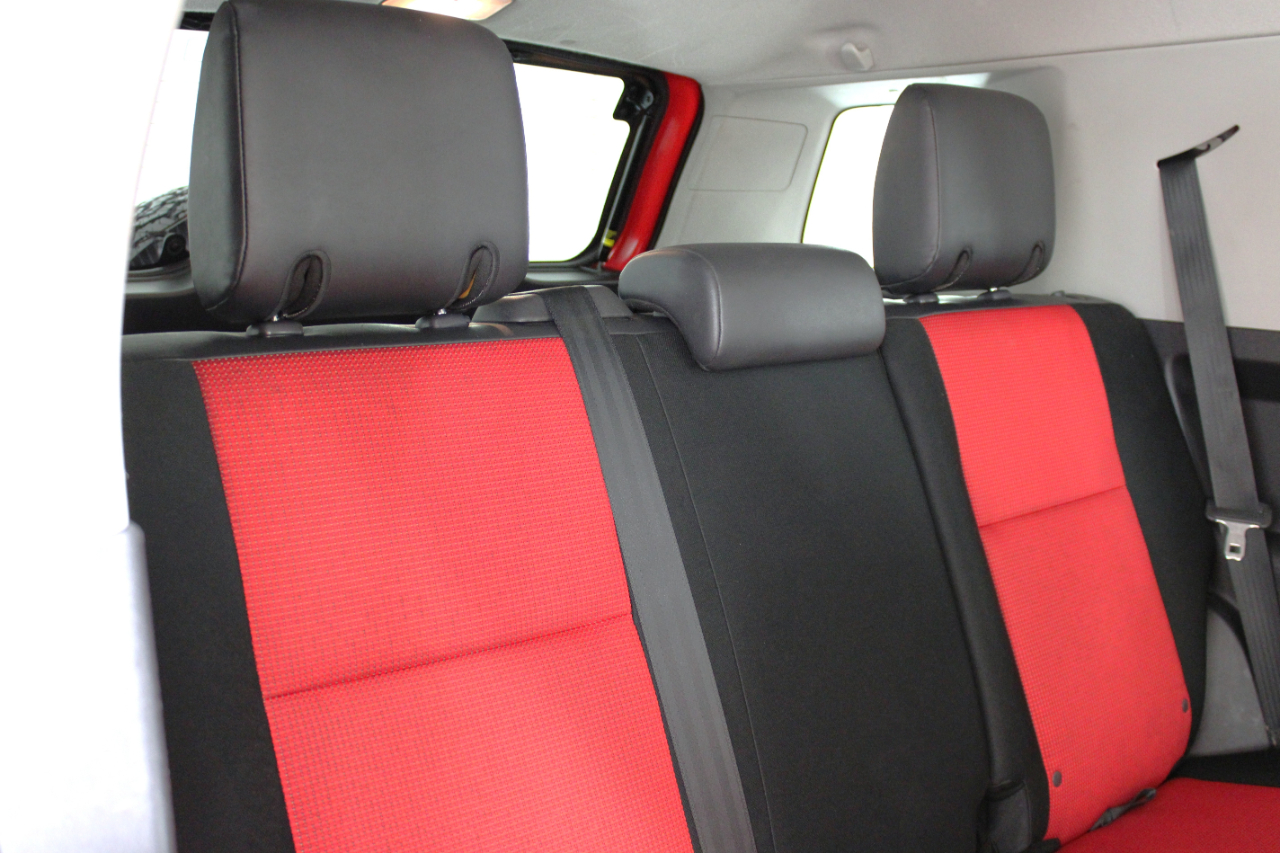 Toyota FJ Cruiser 4WD 4dr Auto (Natl) 2012