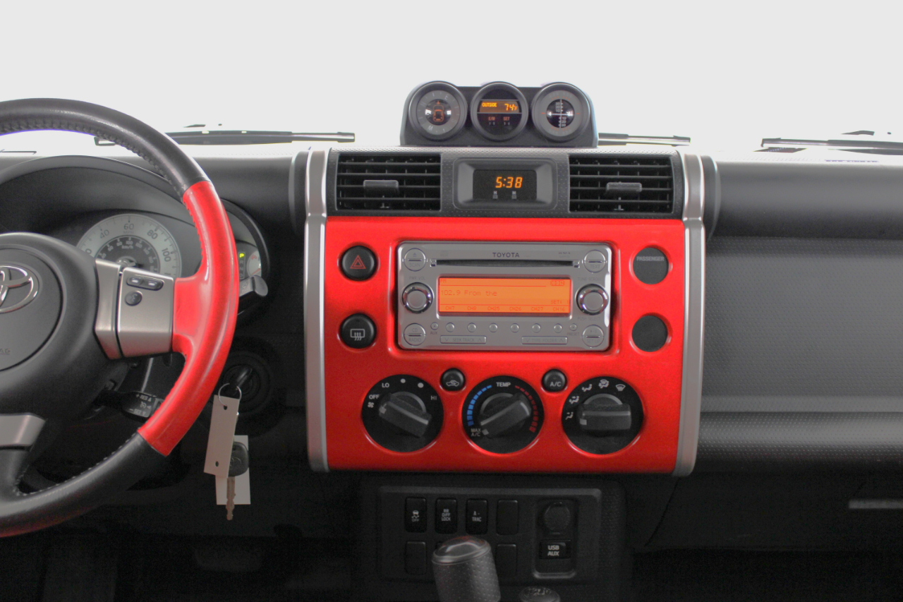 Toyota FJ Cruiser 4WD 4dr Auto (Natl) 2012