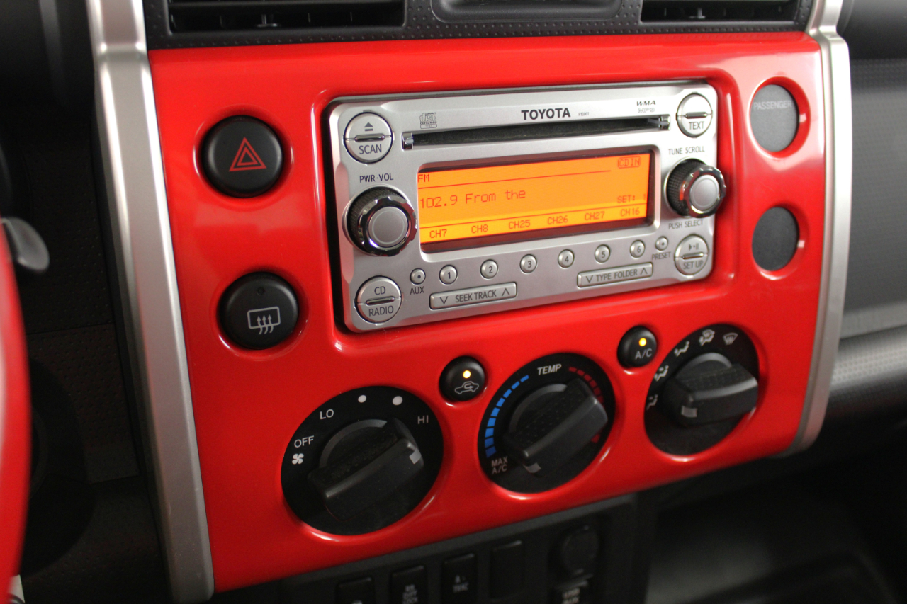 Toyota FJ Cruiser 4WD 4dr Auto (Natl) 2012