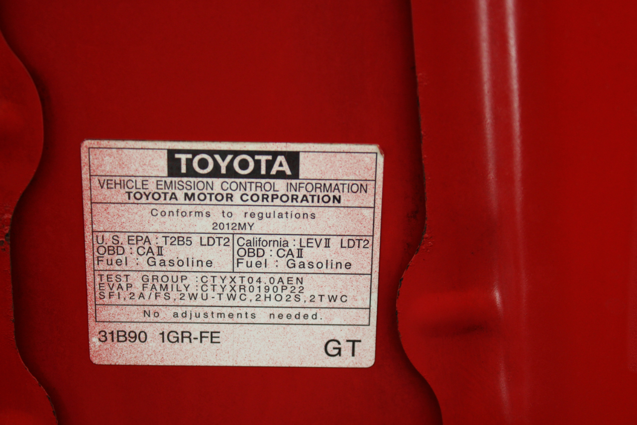 Toyota FJ Cruiser 4WD 4dr Auto (Natl) 2012