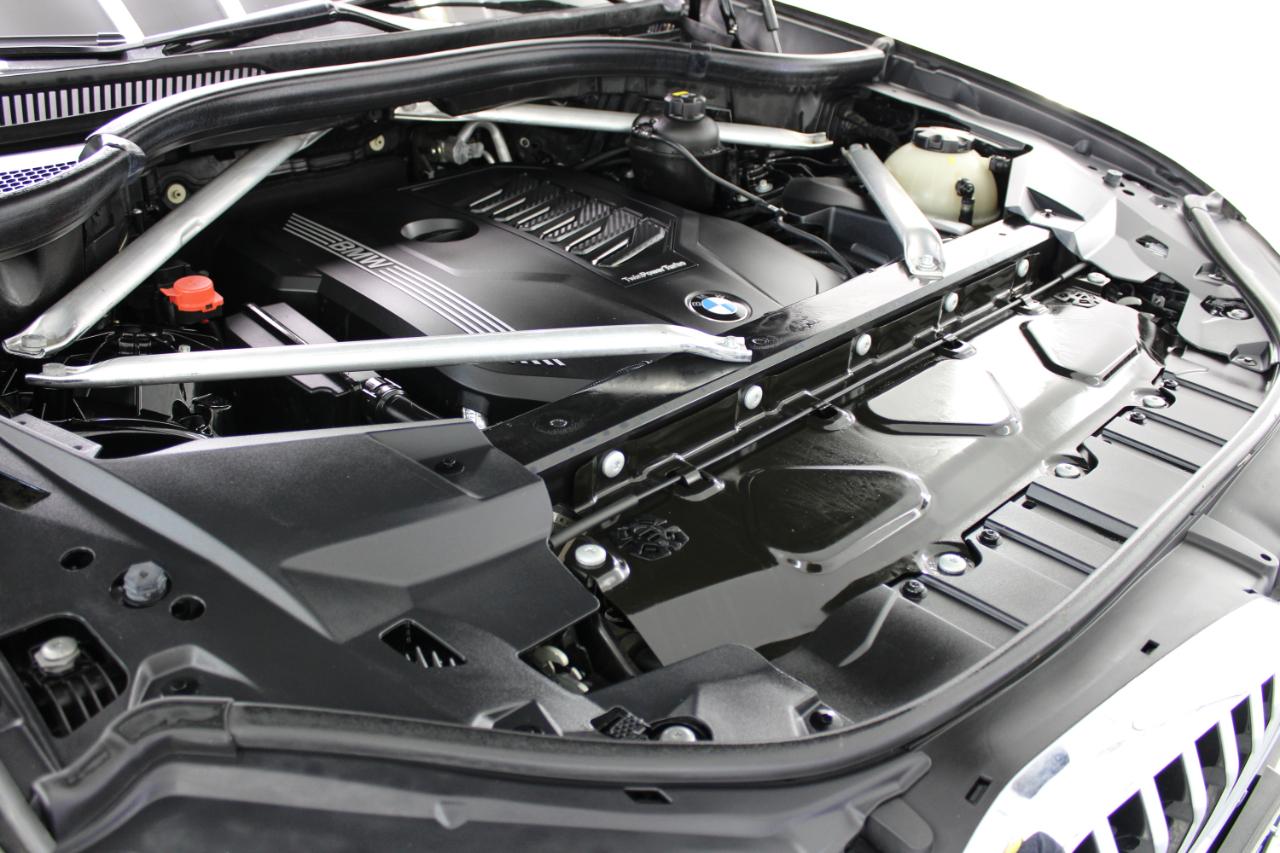 BMW X5 xDrive40i Sports Activity Vehicle 2020