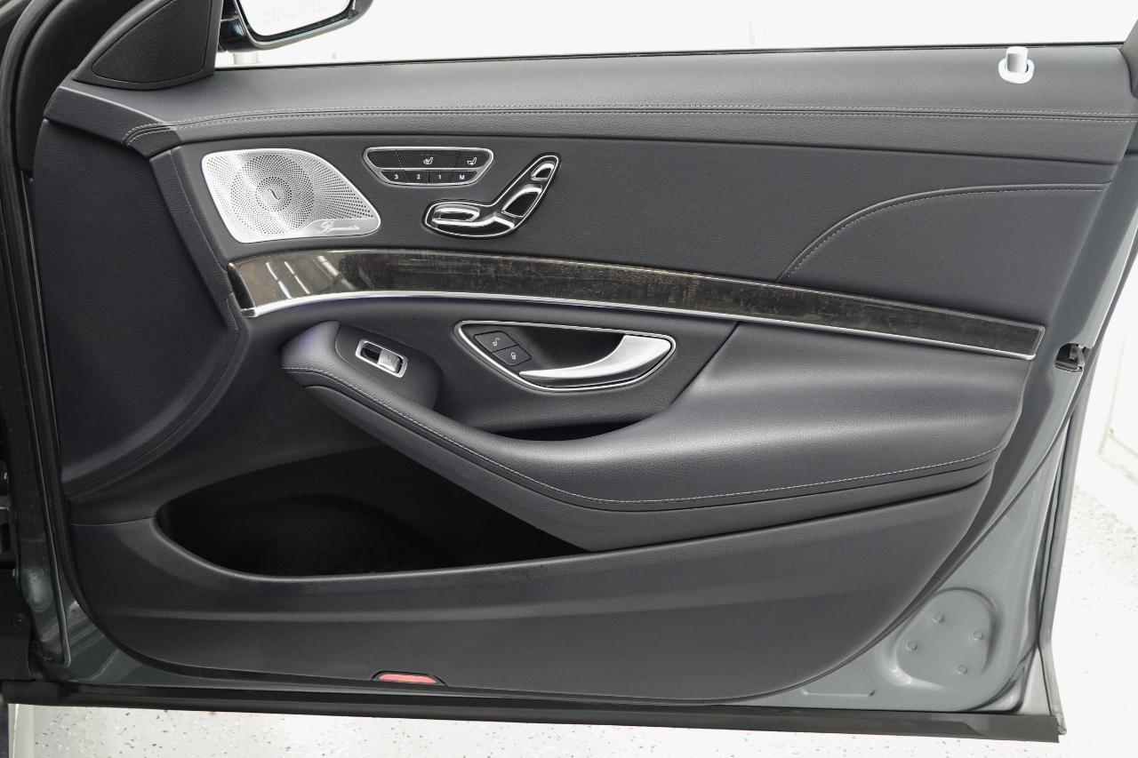 Mercedes-Benz S-Class S 550 Sedan 2017