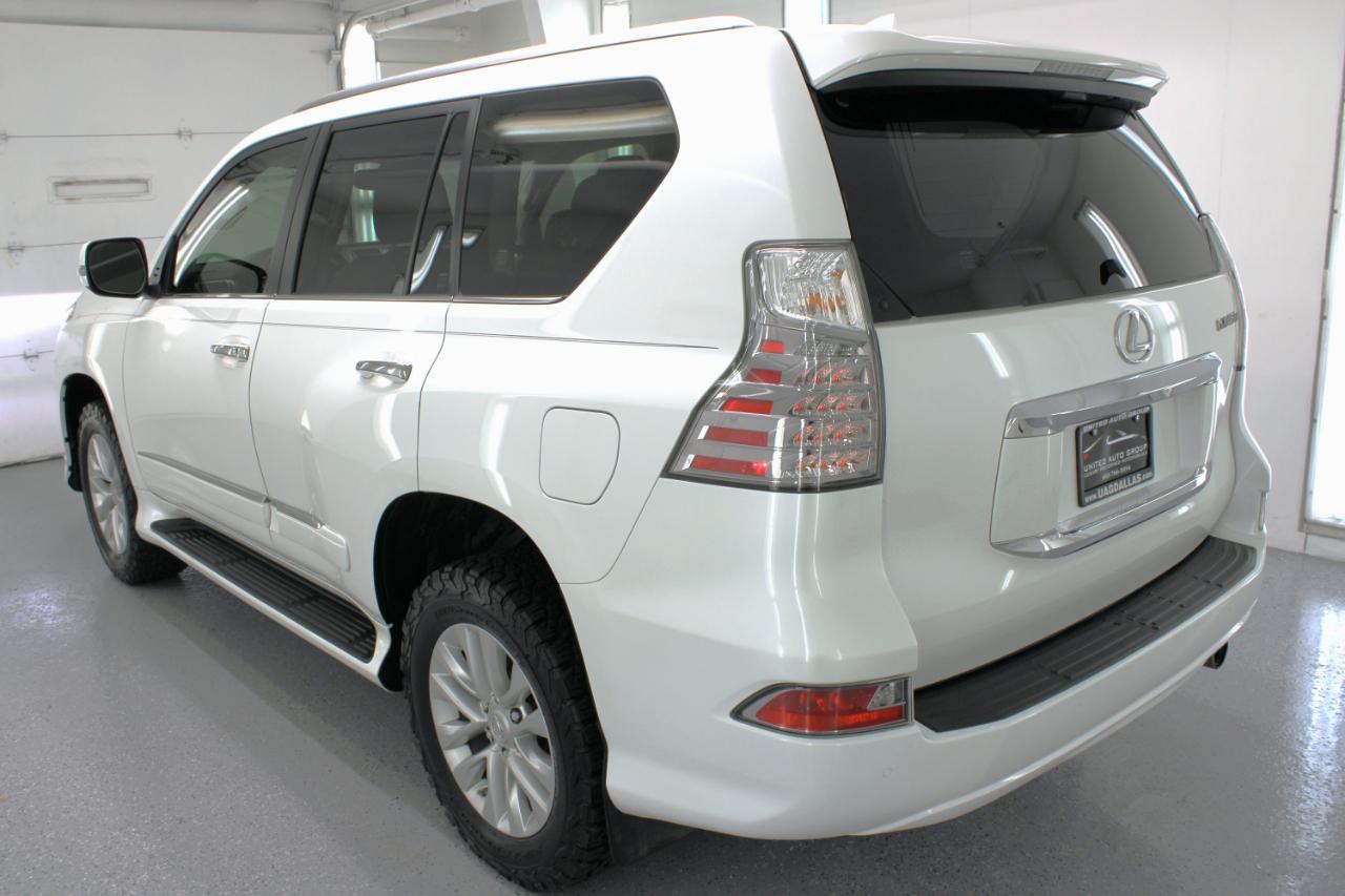 Lexus GX 460 Premium 4D SUV 4WD 2017