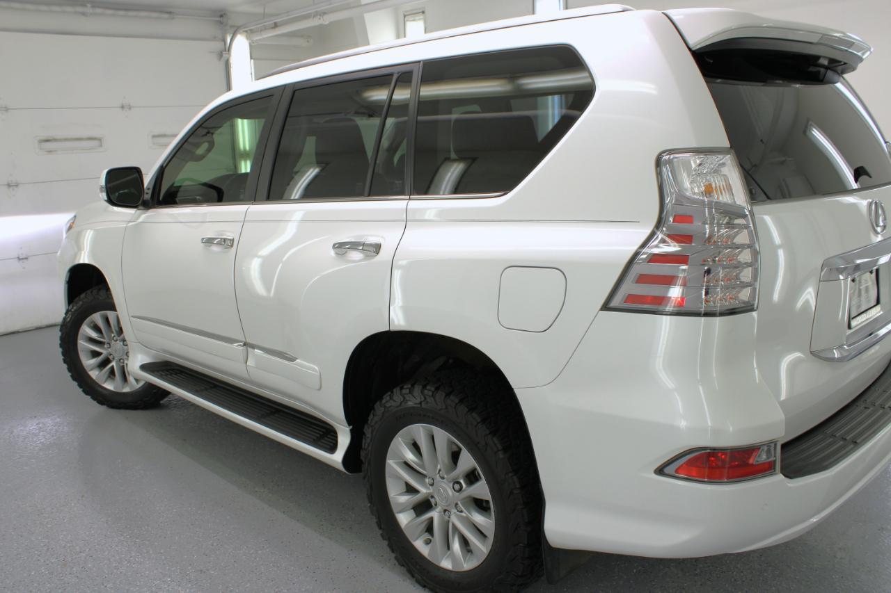 Lexus GX 460 Premium 4D SUV 4WD 2017
