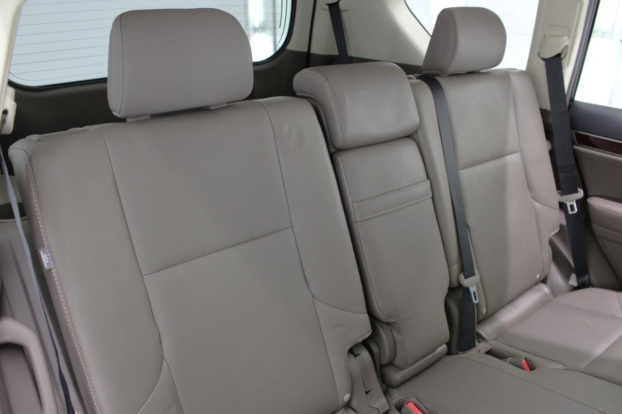 Lexus GX 460 Premium 4D SUV 4WD 2017