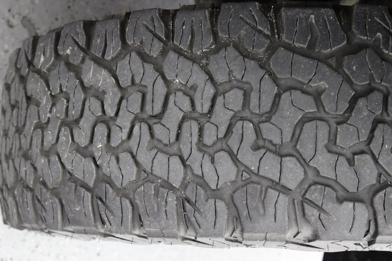 Lexus GX 460 Premium 4D SUV 4WD 2017