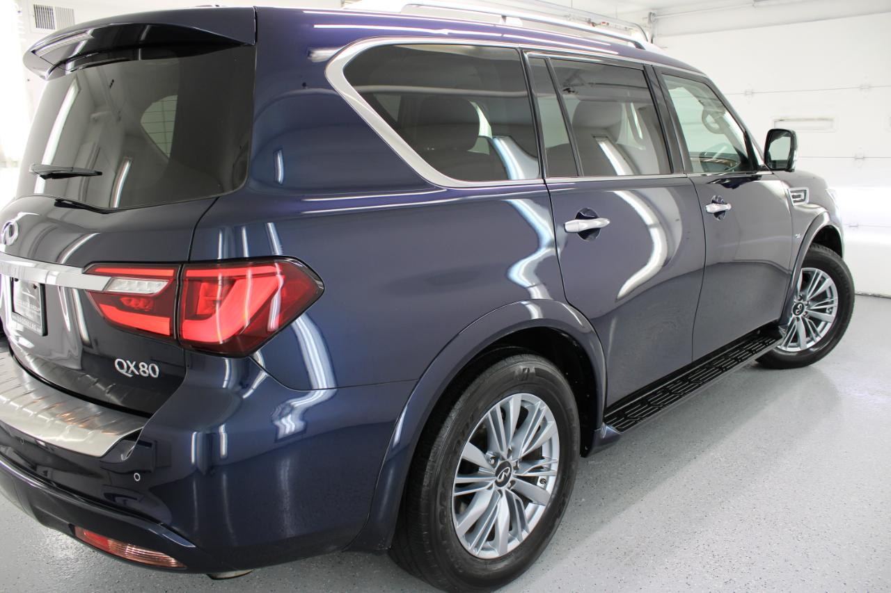 Infiniti QX80 LUXE AWD 2019