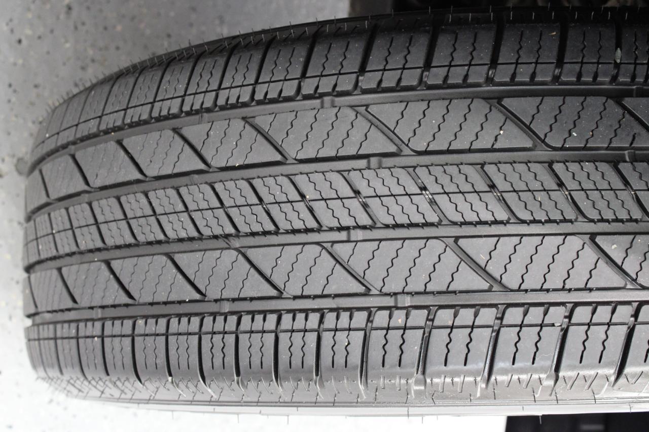 Infiniti QX80 LUXE AWD 2019