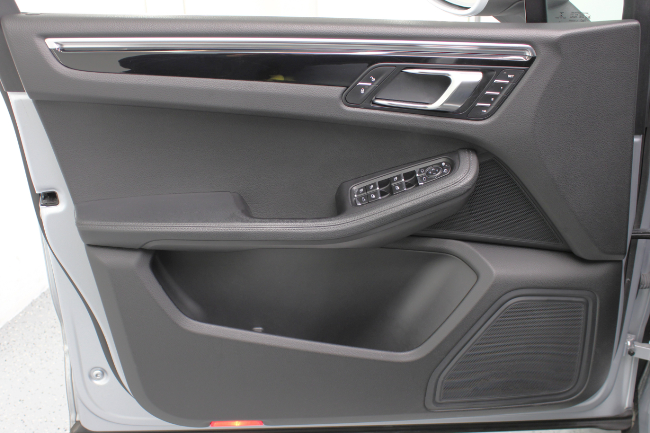 Porsche Macan AWD 4dr S 2016