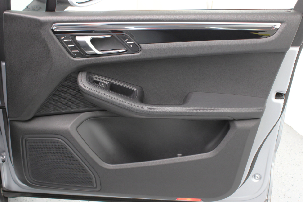 Porsche Macan AWD 4dr S 2016