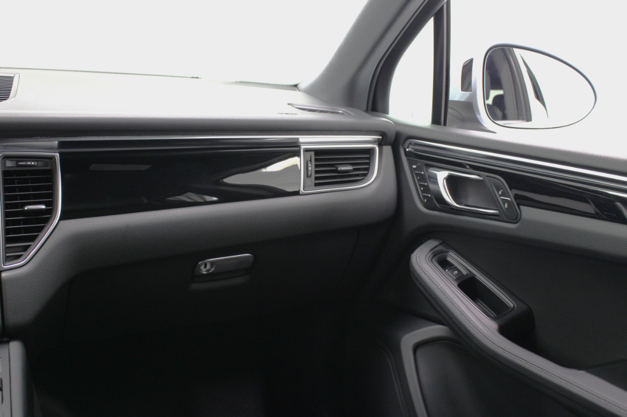 Porsche Macan AWD 4dr S 2016