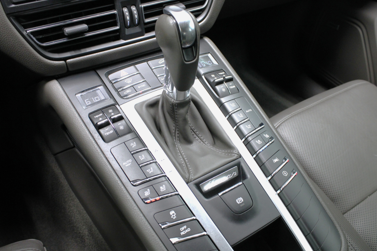 Porsche Macan S AWD 2020