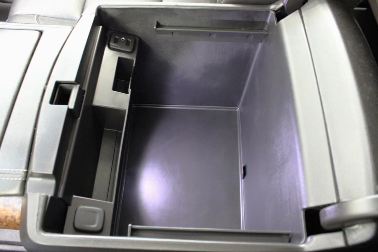 Chevrolet Tahoe 4WD 4dr Premier 2019