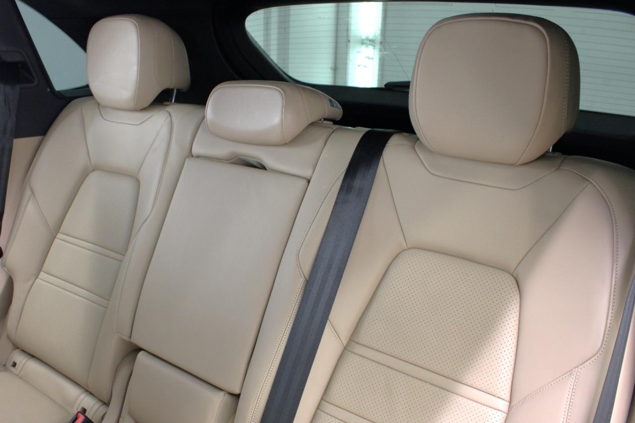 Porsche Cayenne AWD 2019