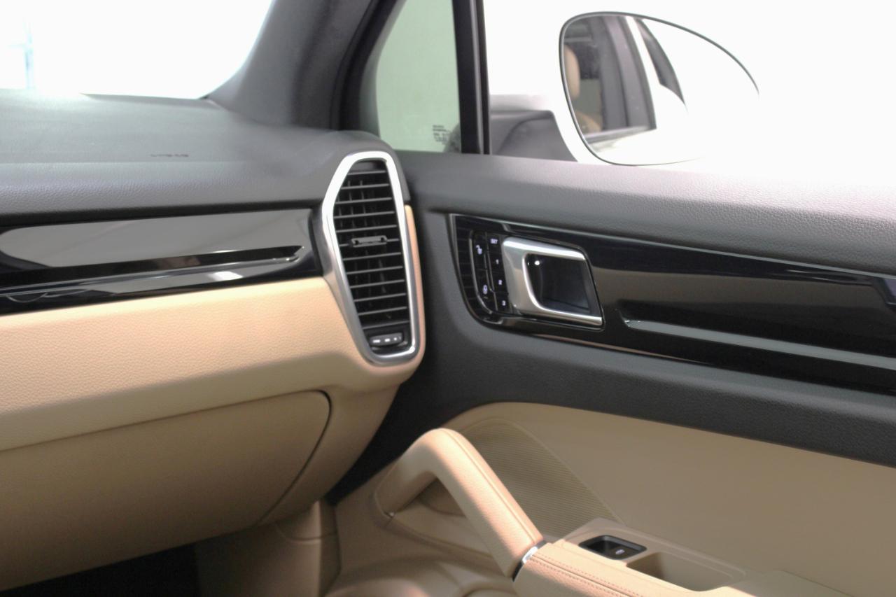 Porsche Cayenne AWD 2019