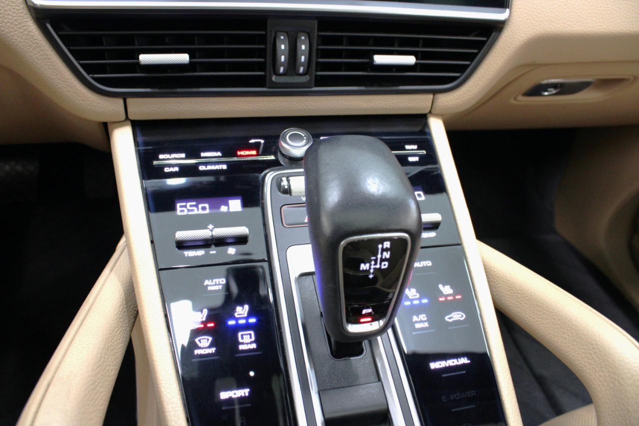 Porsche Cayenne AWD 2019