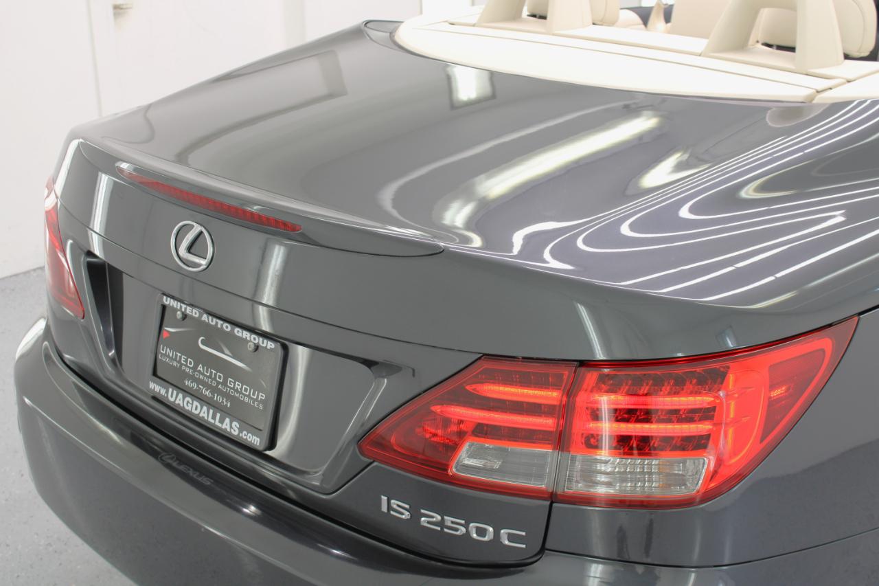 Lexus IS 250C 2dr Conv Auto 2011