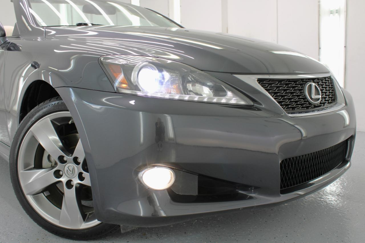 Lexus IS 250C 2dr Conv Auto 2011