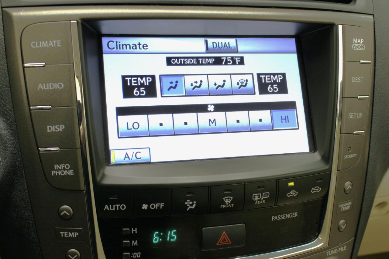 Lexus IS 250C 2dr Conv Auto 2011