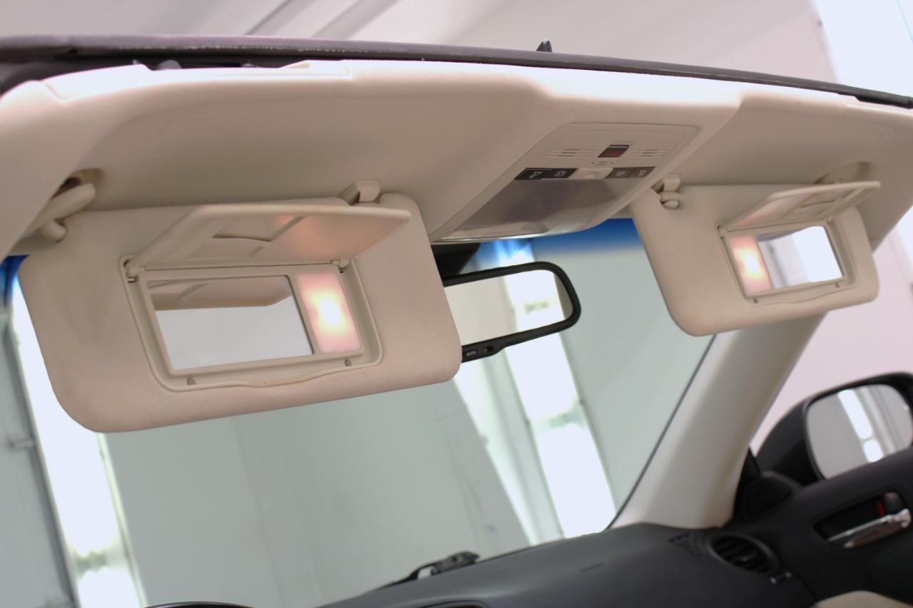 Lexus IS 250C 2dr Conv Auto 2011