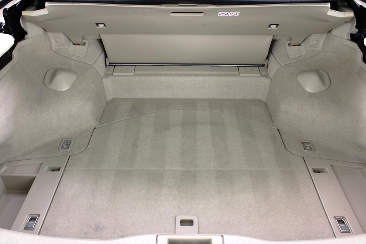 Lexus IS 250C 2dr Conv Auto 2011