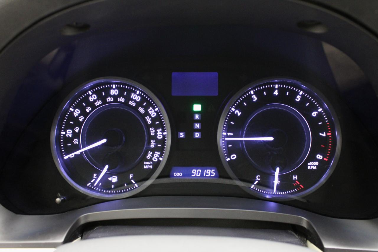 Lexus IS 250C 2dr Conv Auto 2011