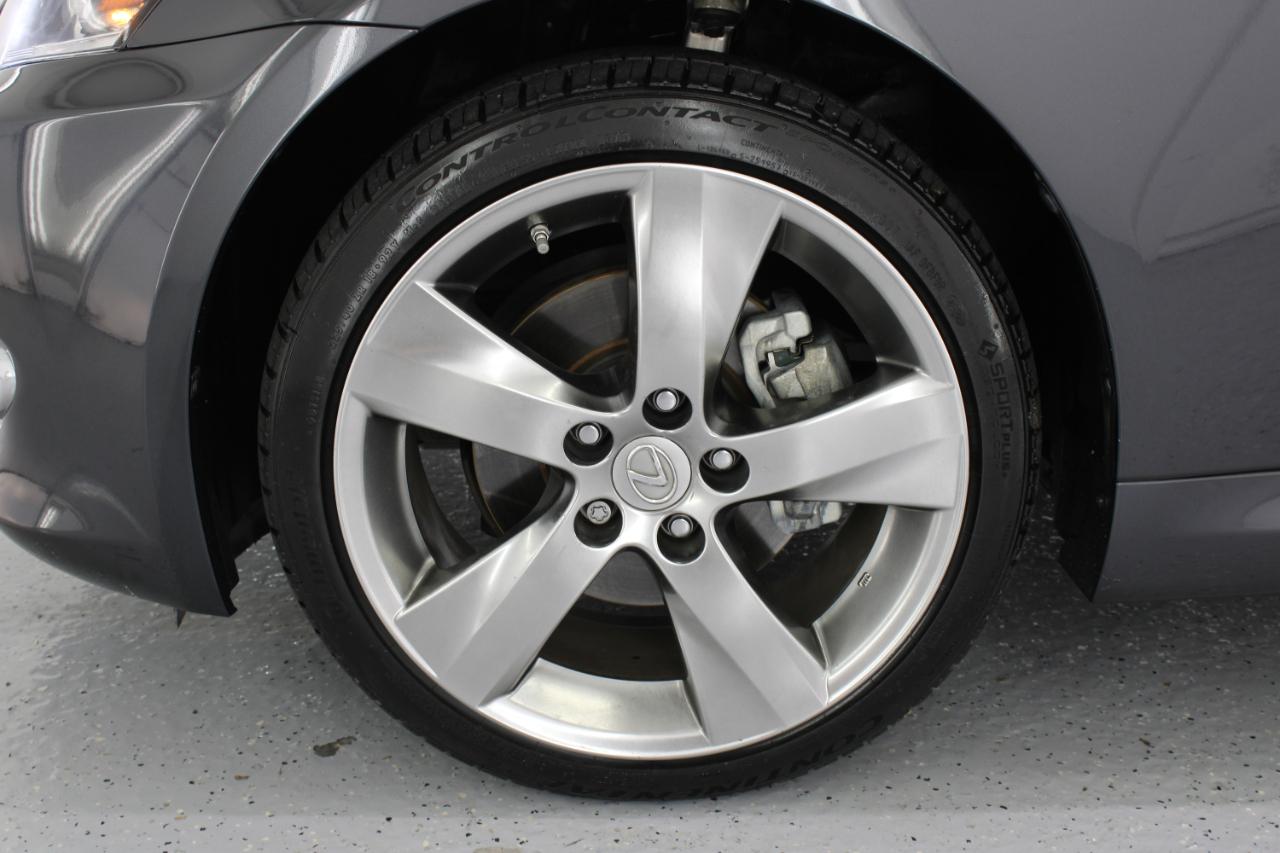 Lexus IS 250C 2dr Conv Auto 2011