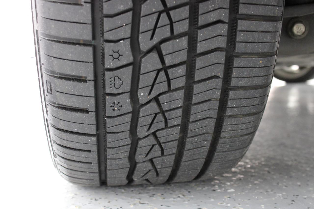 Lexus IS 250C 2dr Conv Auto 2011