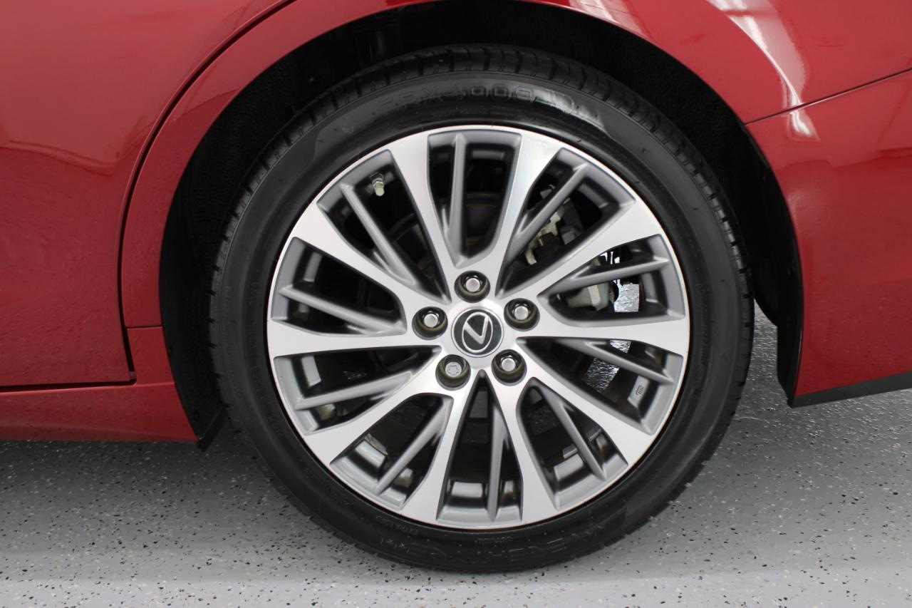 Lexus ES 350 Luxury 2019