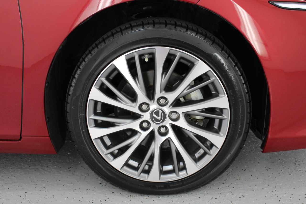 Lexus ES 350 Luxury 2019