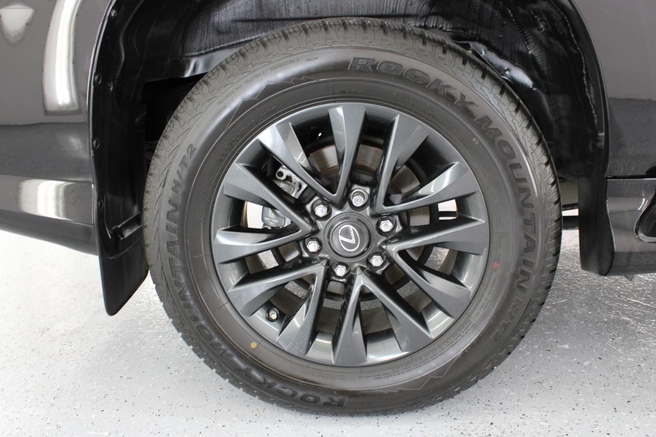 Lexus GX 460 Premium 4D SUV 4WD 2022