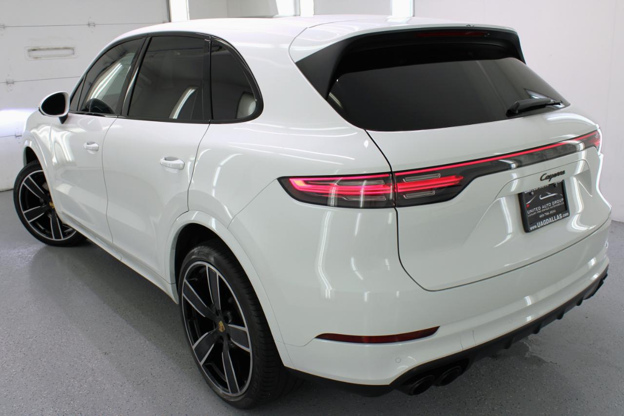 Porsche Cayenne AWD 2021