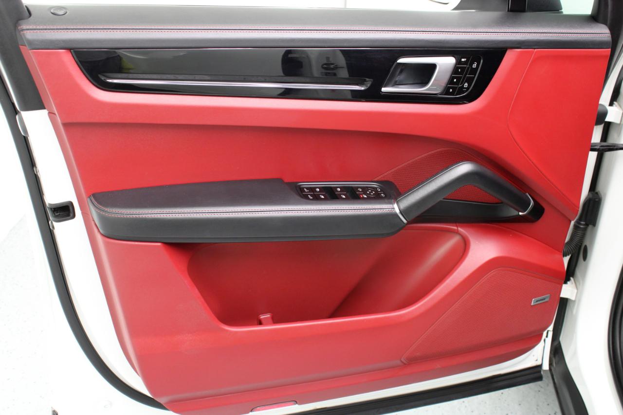 Porsche Cayenne AWD 2021