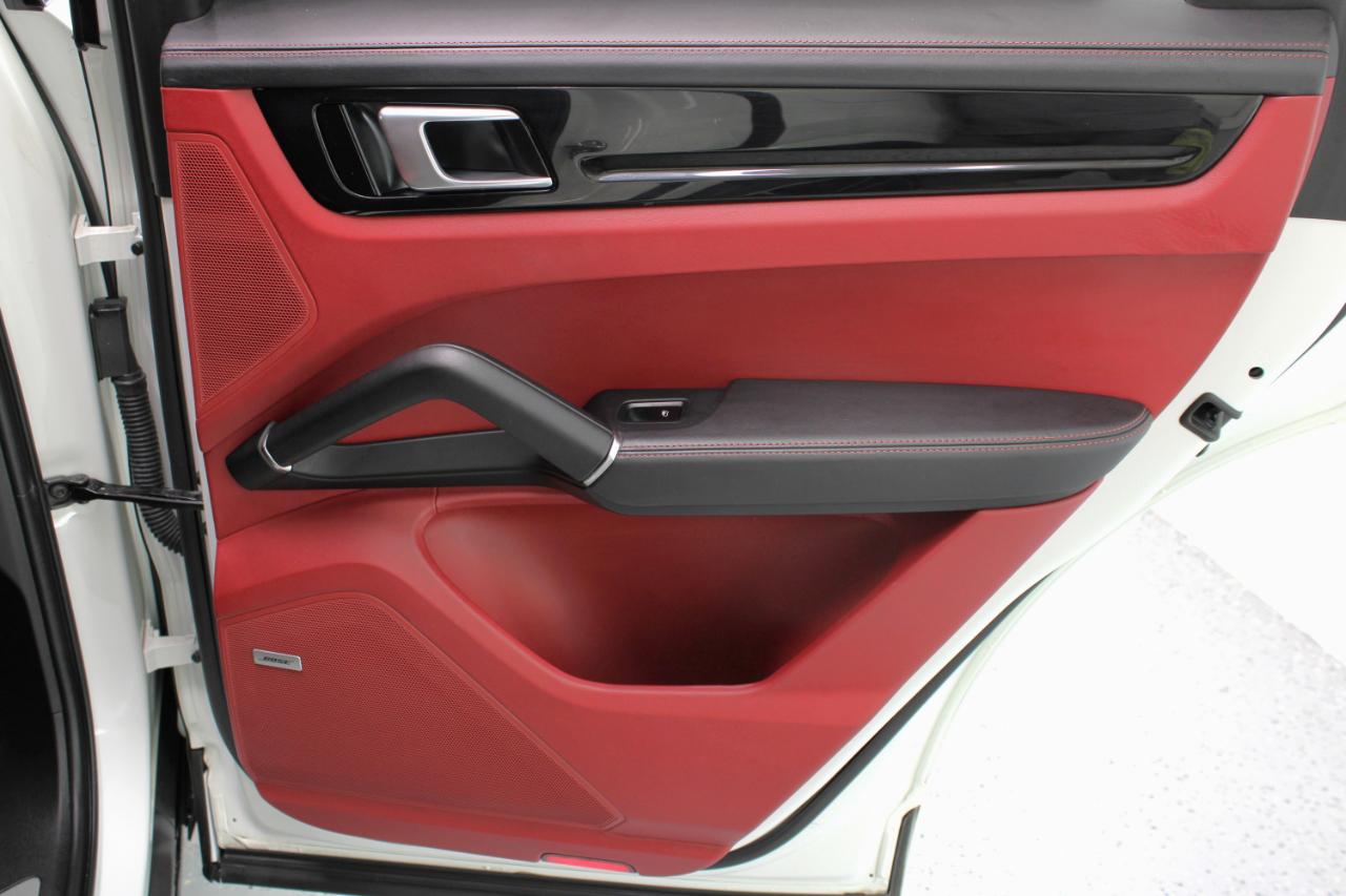 Porsche Cayenne AWD 2021