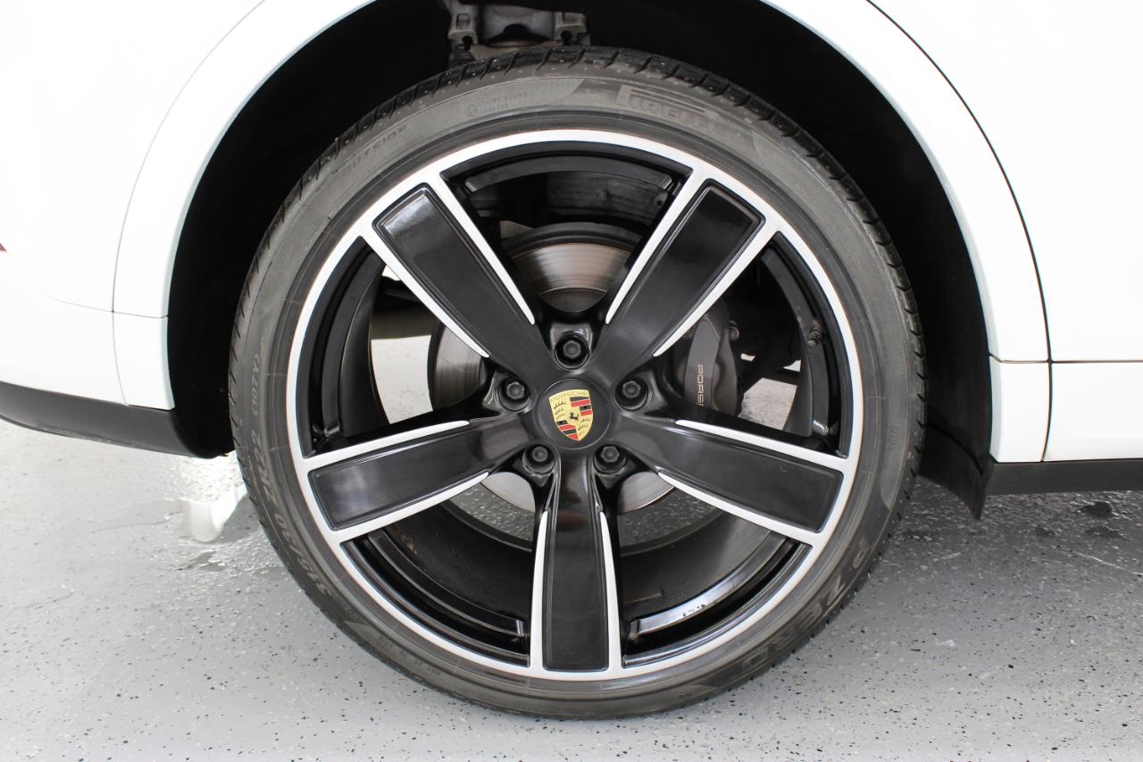 Porsche Cayenne AWD 2021