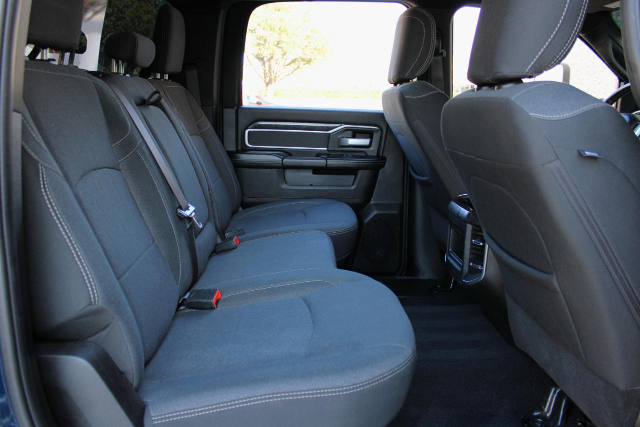 RAM 2500 Lone Star 4x4 Crew Cab 6'4" Box 2020