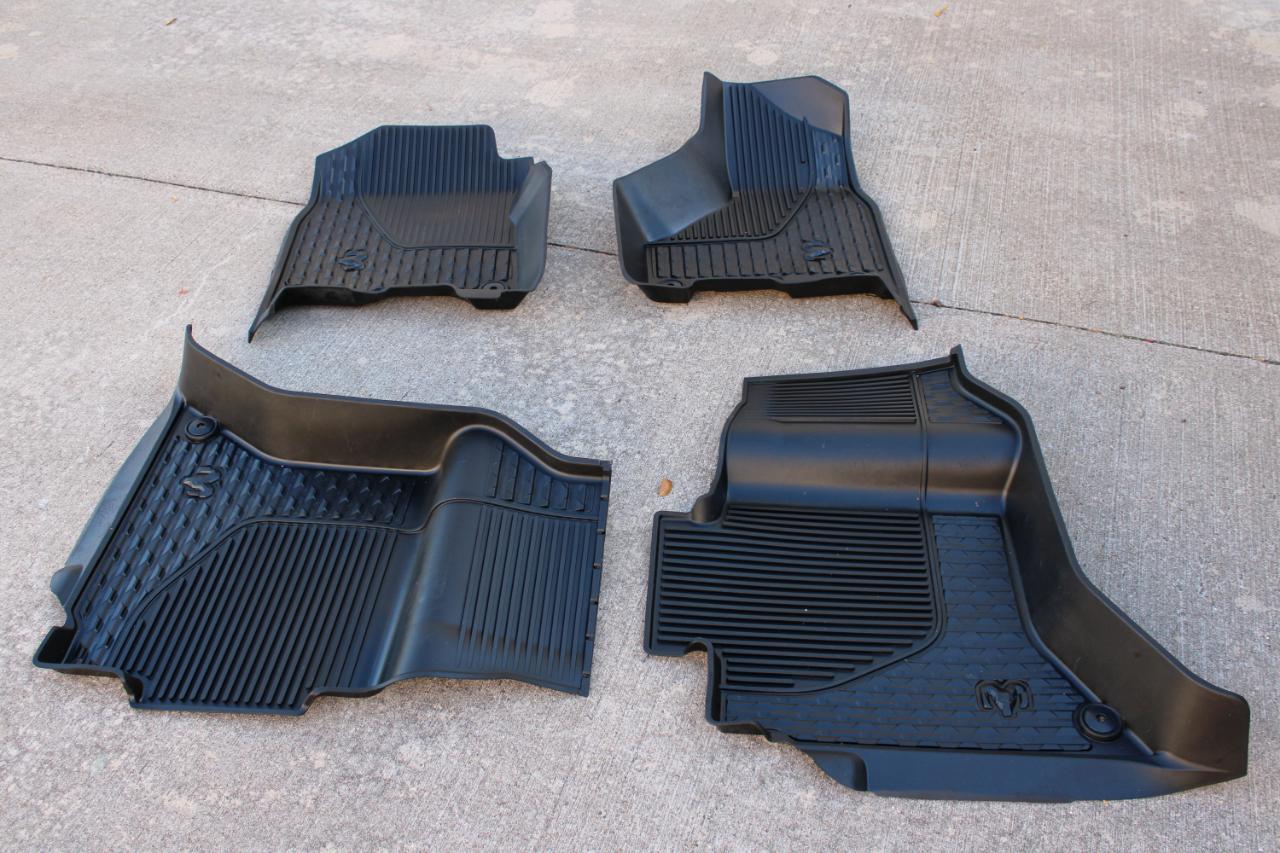 RAM 2500 Lone Star 4x4 Crew Cab 6'4" Box 2020