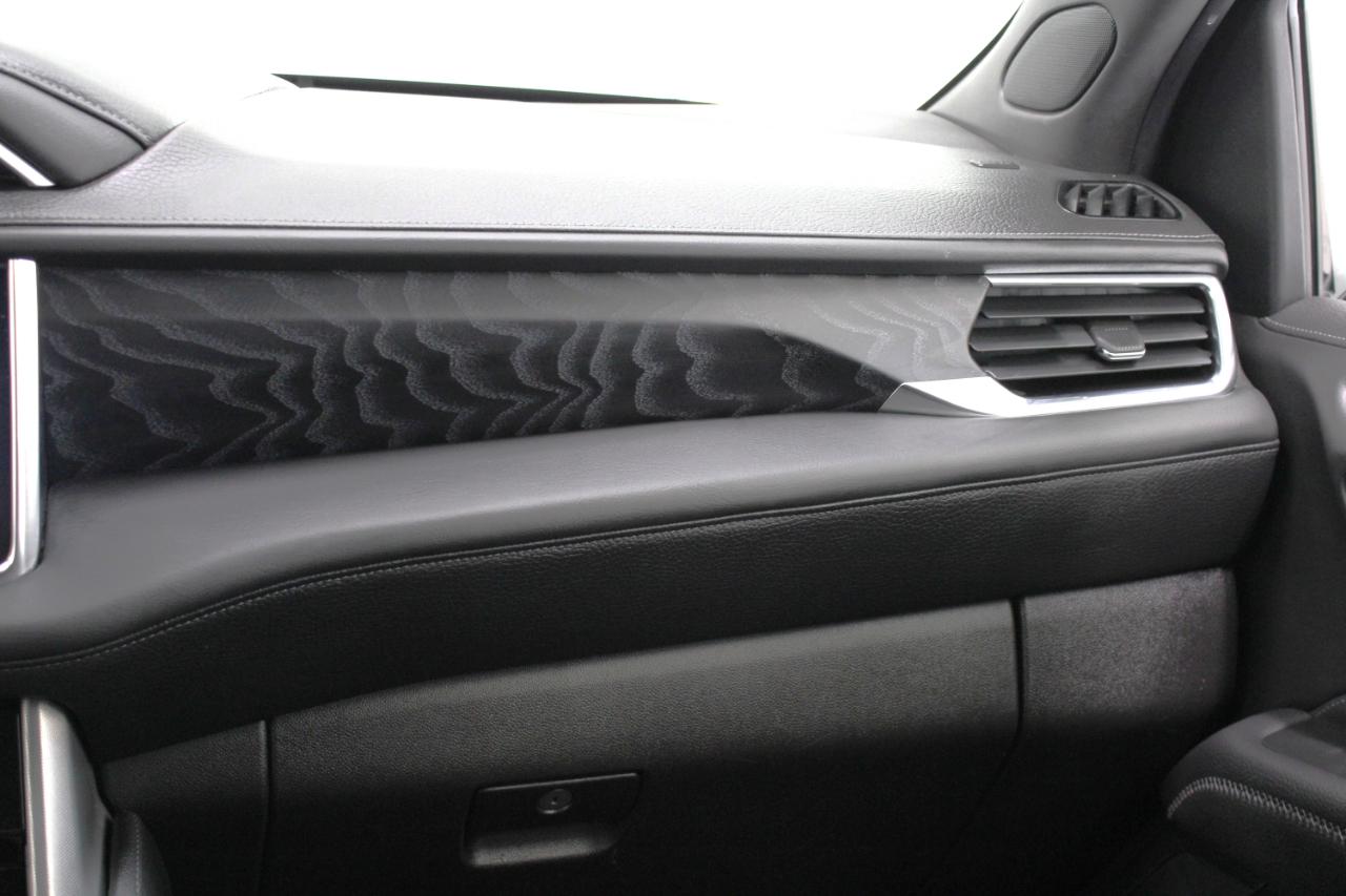 GMC Yukon 4WD 4dr Denali 2021