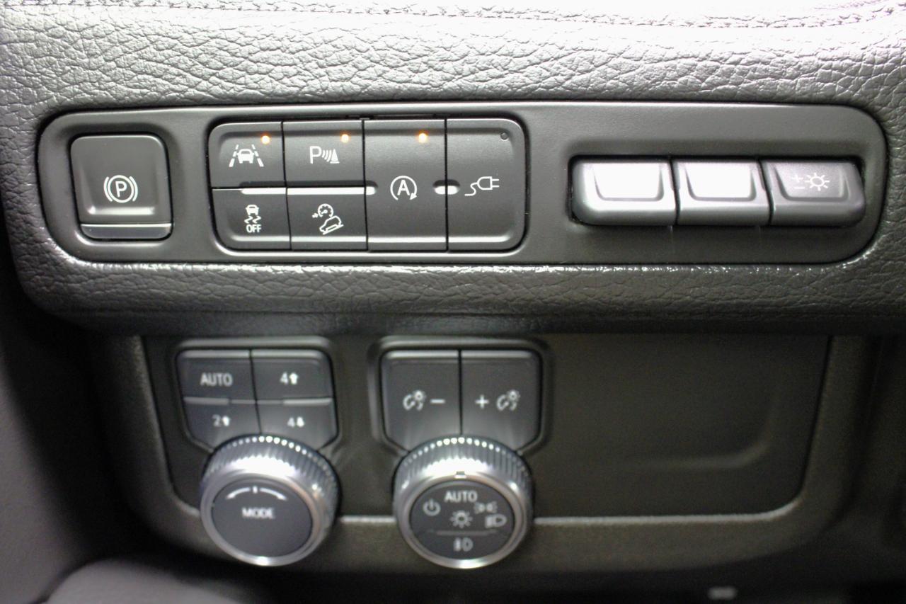 GMC Yukon 4WD 4dr Denali 2021