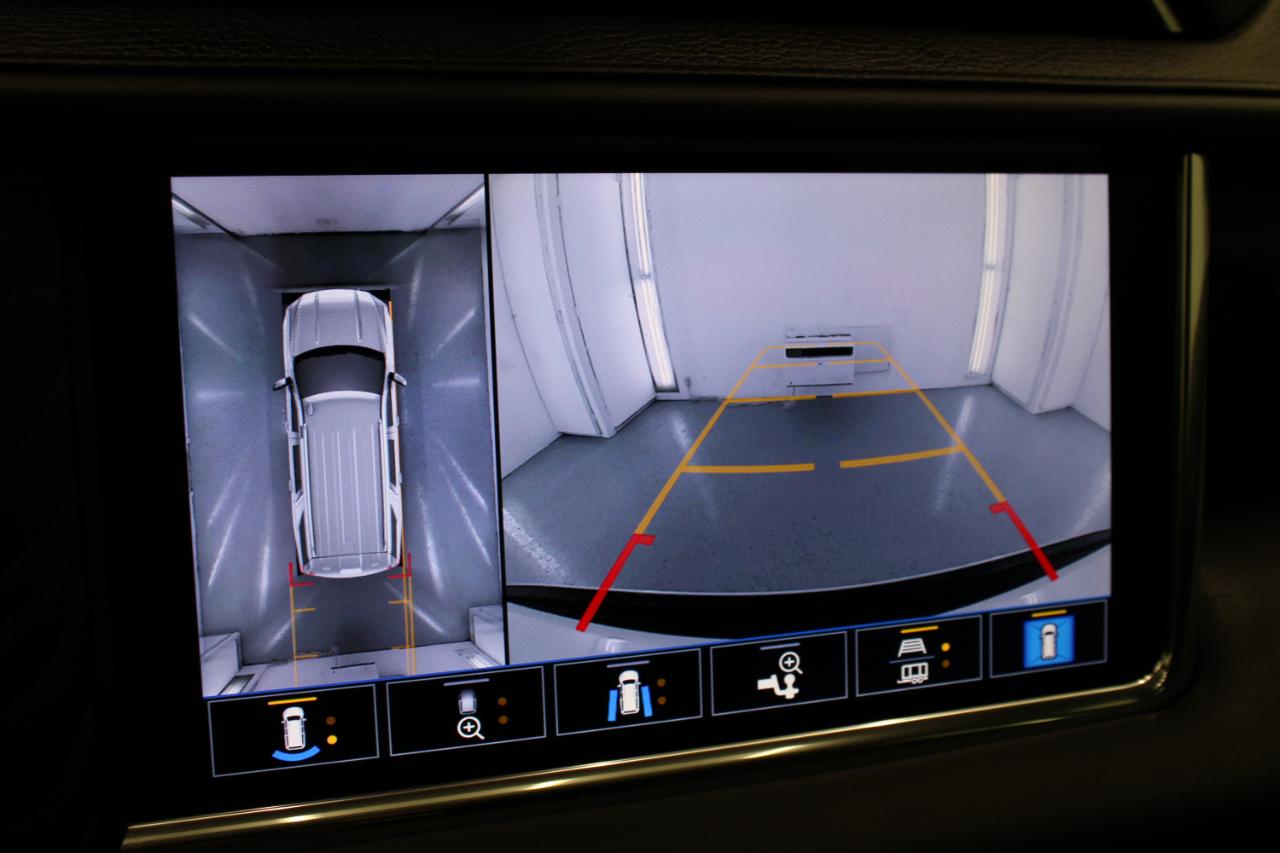 GMC Yukon 4WD 4dr Denali 2021