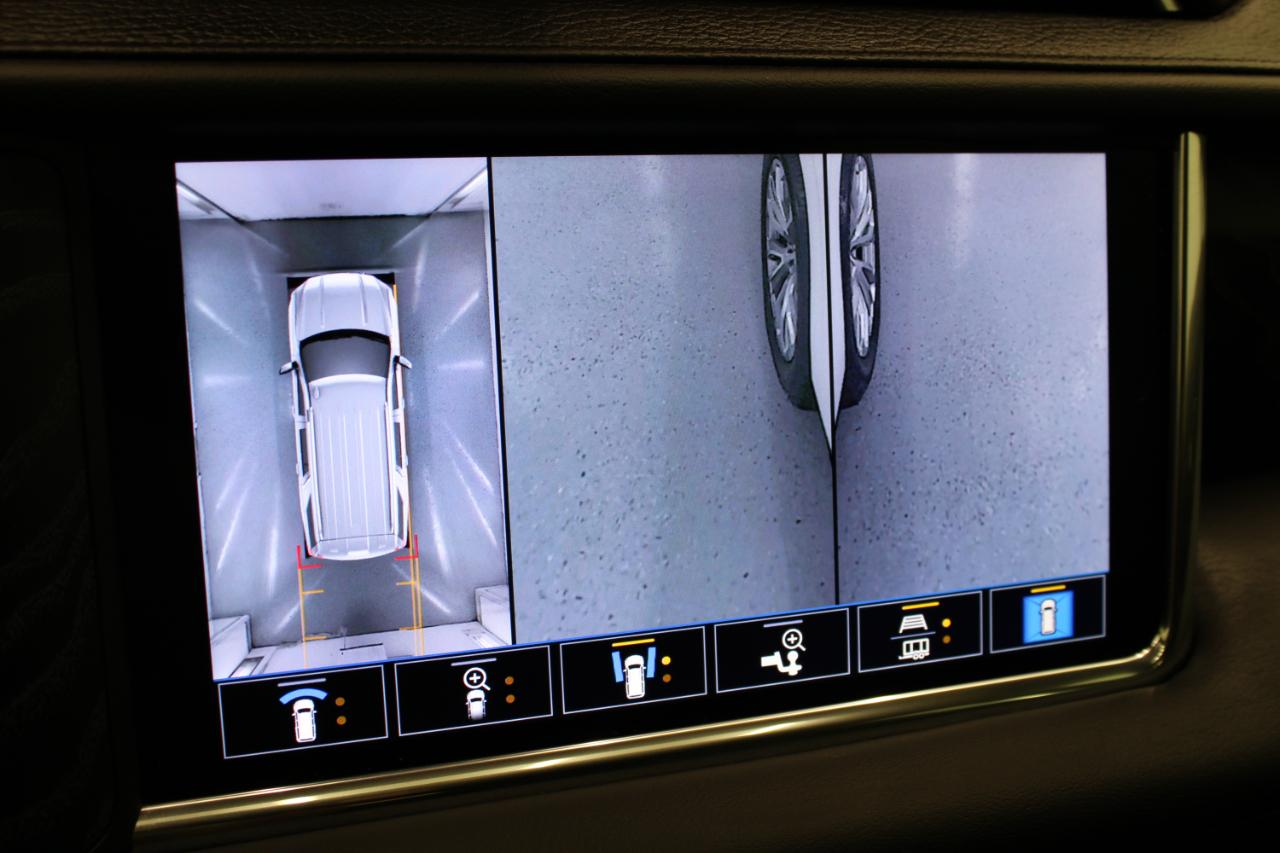 GMC Yukon 4WD 4dr Denali 2021