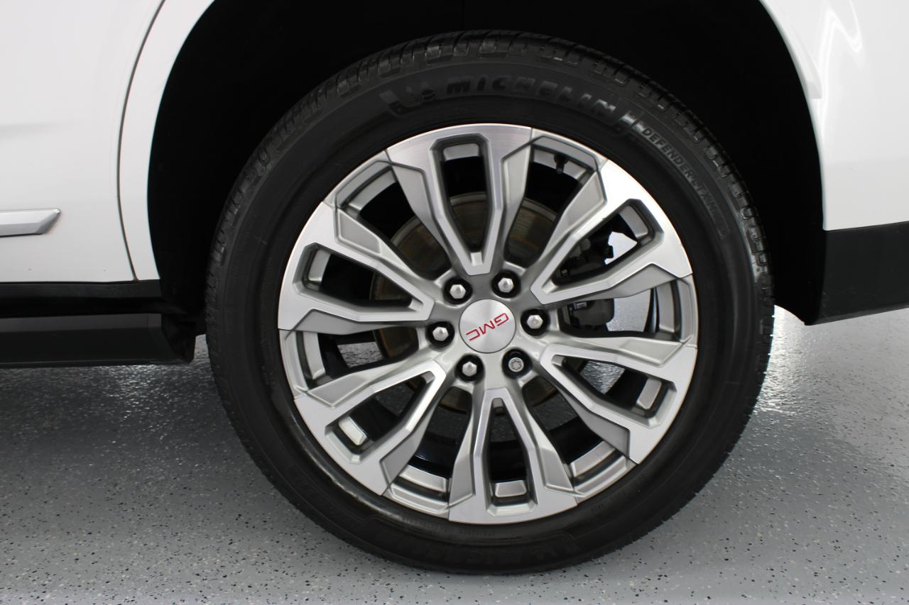 GMC Yukon 4WD 4dr Denali 2021