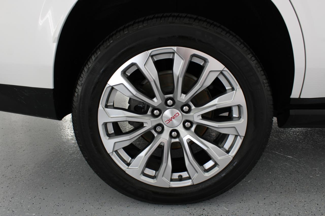 GMC Yukon 4WD 4dr Denali 2021