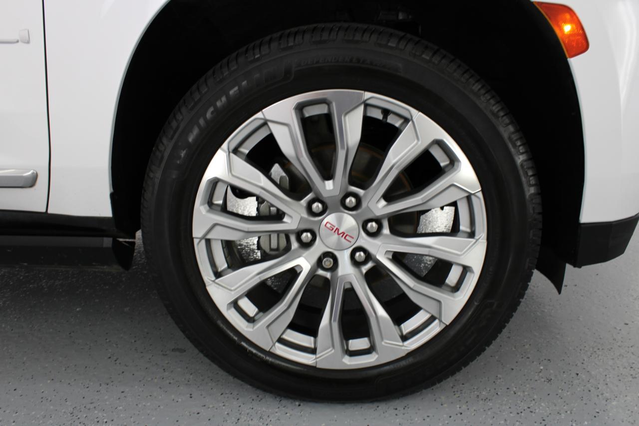 GMC Yukon 4WD 4dr Denali 2021