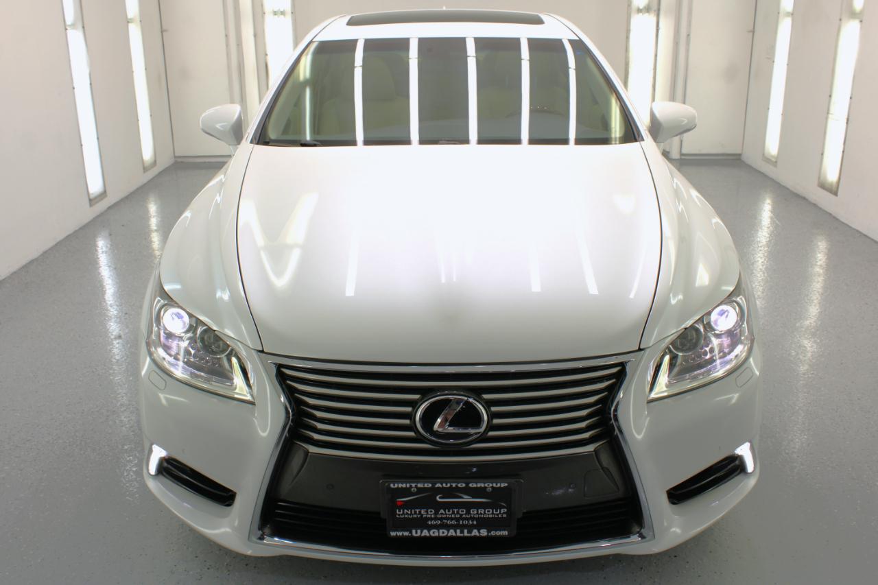 Lexus LS 460 4dr Sdn RWD 2016