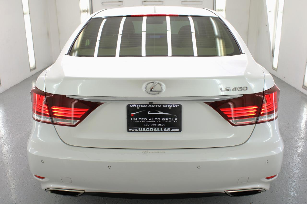 Lexus LS 460 4dr Sdn RWD 2016