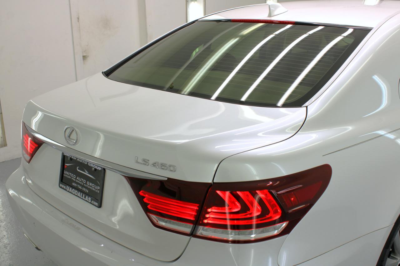 Lexus LS 460 4dr Sdn RWD 2016