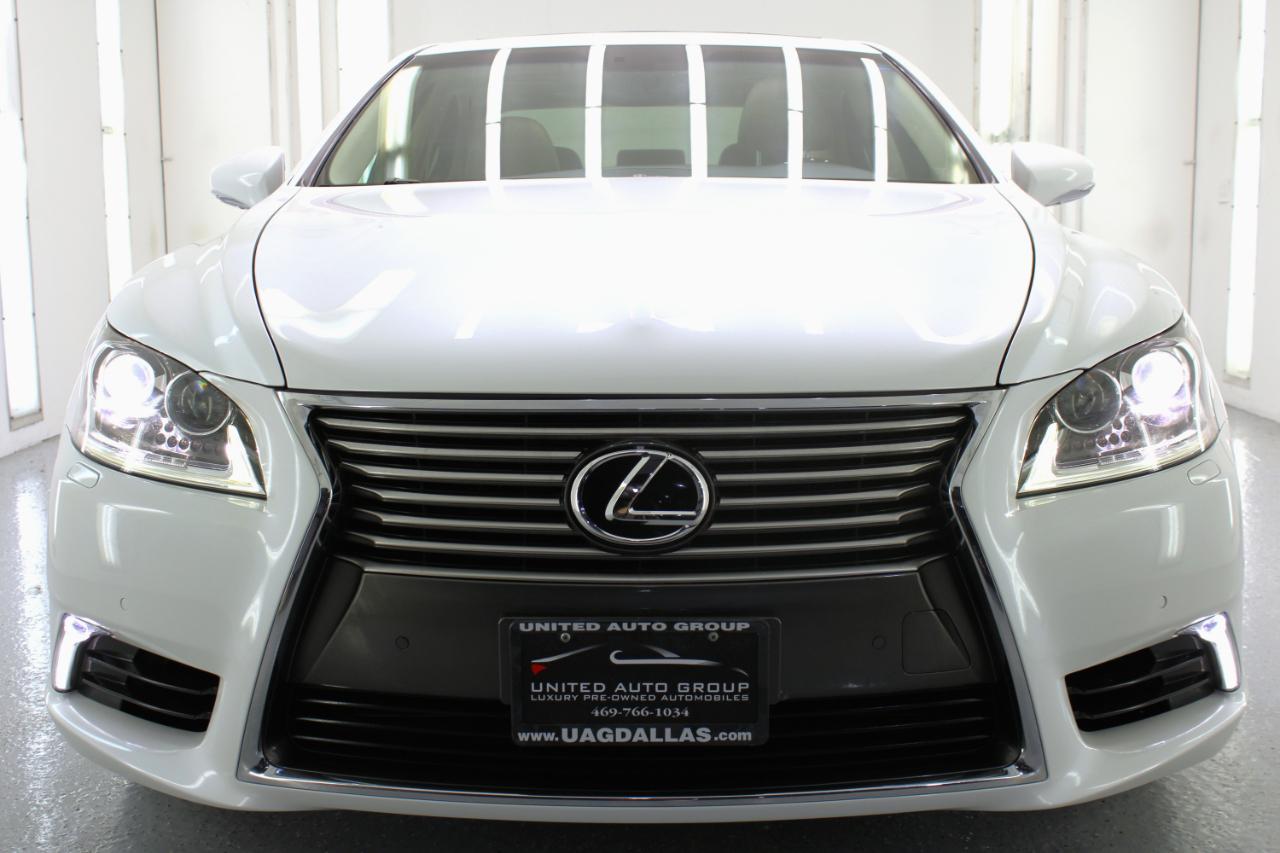 Lexus LS 460 4dr Sdn RWD 2016