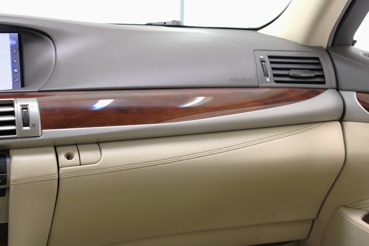 Lexus LS 460 4dr Sdn RWD 2016